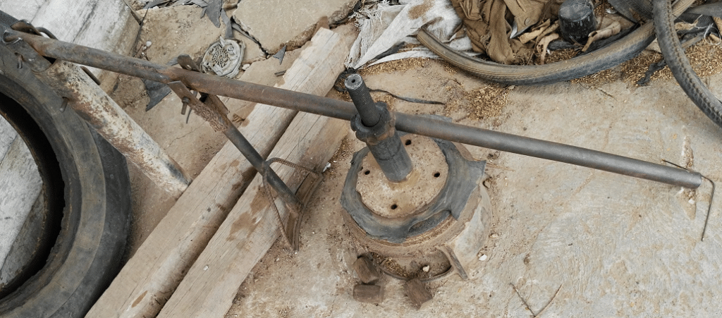Pic13 The Main Tool In Puncture WorkShop