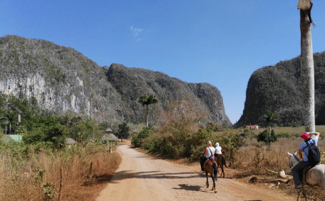 Pic1LandScapeOfVinales